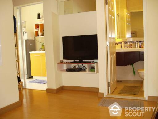 1-BR Condo at Life @ Sukhumvit 65 near BTS Phra Khanong (ID 511434)