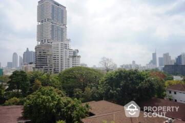 2-BR Condo at Noble Refine Prompong near BTS Phrom Phong (ID 510301)