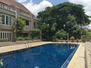 TownHouse Sukhumvit Soi 50, Pet friendly