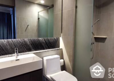 1-BR Condo at The Lumpini 24 near BTS Phrom Phong (ID 370897)