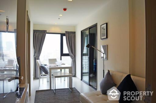 1-BR Condo at Rhythm Sukhumvit 36-38 near BTS Thong Lor