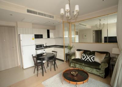 Great spot condo with shuttle service