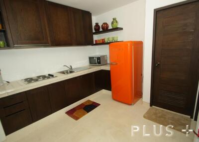 Situated in a quiet village of Hua Hin facing Khao Tao Beach, Las Tortugas, Mexican Caribbean style condominium