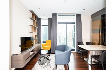 Luxury condo, just 100m to EmQuartier