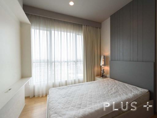 Convenient condo near BTS/shopping malls