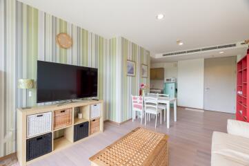 Beach-view condo near Hua-Hin attraction