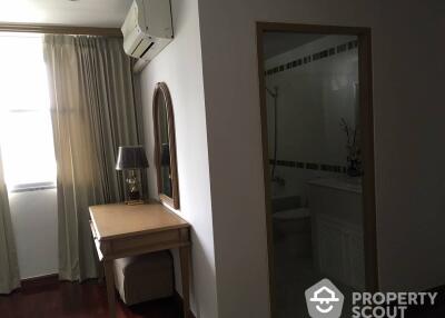 3-BR Condo at D.S. Tower 1 Sukhumvit 33 Condominium near BTS Phrom Phong