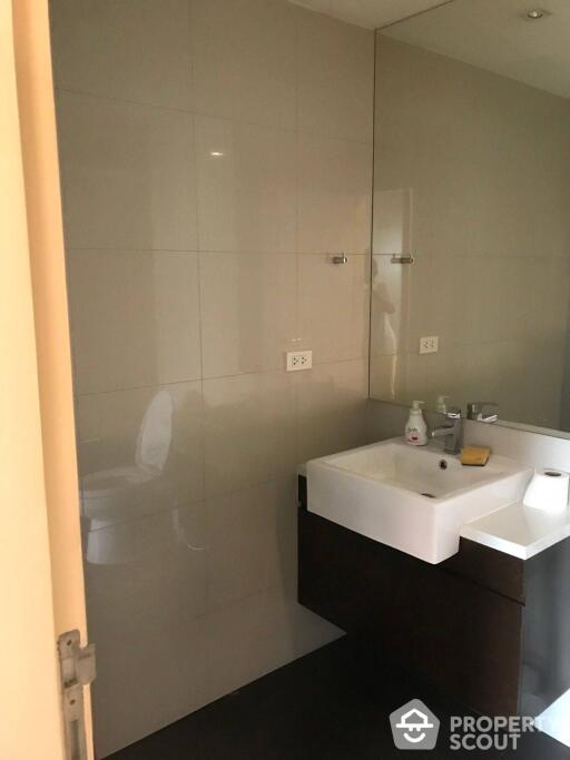 1-BR Condo at Noble Remix near BTS Thong Lor