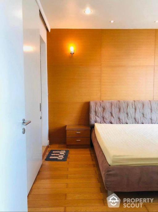 1-BR Condo at Manhattan Chidlom near BTS Chit Lom