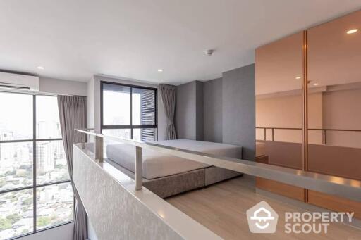 1-BR Condo at Knightsbridge Prime Sathorn near BTS Chong Nonsi