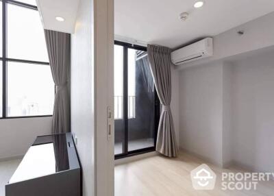 1-BR Condo at Knightsbridge Prime Sathorn near BTS Chong Nonsi