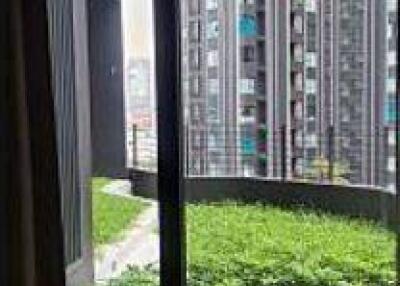 1-BR Condo at Ashton Asoke - Rama 9 near MRT Phra Ram 9