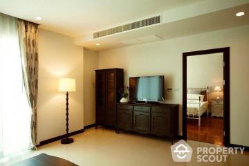 1-BR Condo at The Prime11 Sukhumvit Condominium near BTS Nana