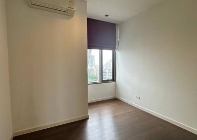 2-BR Condo at Nara 9 Sathorn-Narathiwas near BTS Saint Louis