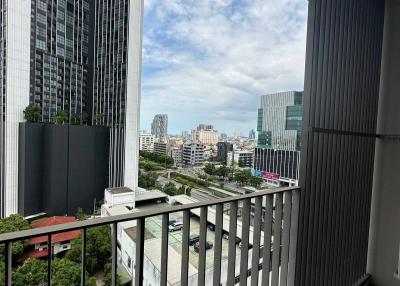 2-BR Condo at Nara 9 Sathorn-Narathiwas near BTS Saint Louis