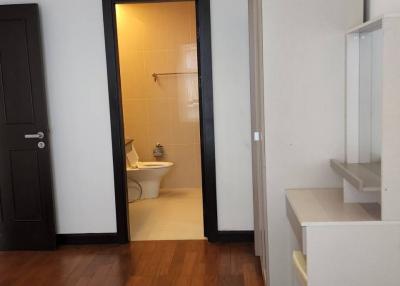 1-BR Condo at The Prime11 Sukhumvit Condominium near BTS Nana