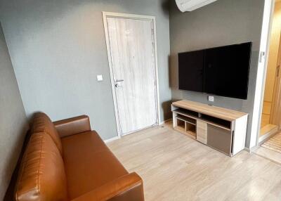 1-BR Condo at Life One Wireless near BTS Phloen Chit