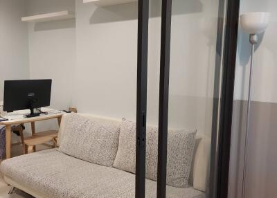 1-BR Condo at Life One Wireless near BTS Phloen Chit