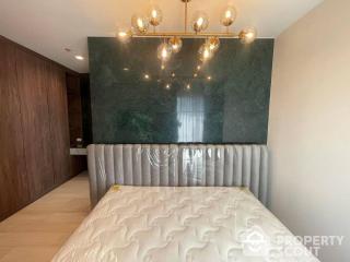 2-BR Condo at Life One Wireless near BTS Phloen Chit