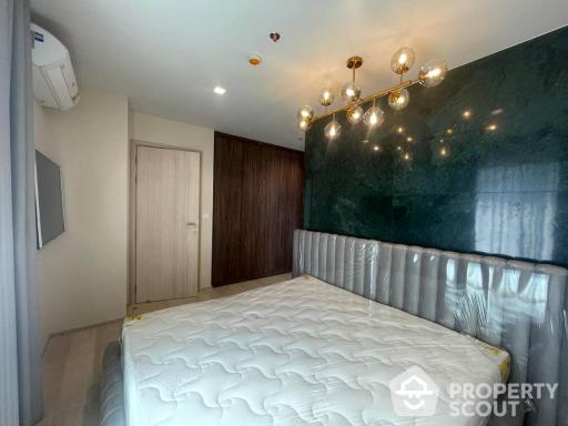 2-BR Condo at Life One Wireless near BTS Phloen Chit