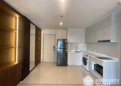 2-BR Condo at Life One Wireless near BTS Phloen Chit