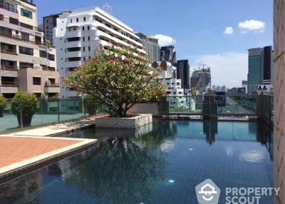 2-BR Condo at The Crest Ruamrudee near BTS Phloen Chit