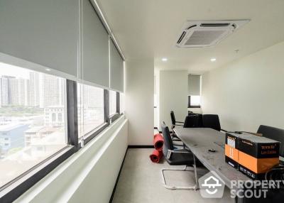 Commercial for Rent and Sale in Huai Khwang