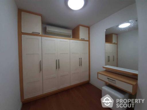 1-BR Condo at Condo One X Sukhumvit 26 near BTS Phrom Phong