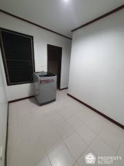 3-BR Condo at Asoke Tower near MRT Phetchaburi