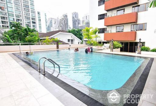 3-BR Condo at Prestige Towers Condominium near MRT Sukhumvit