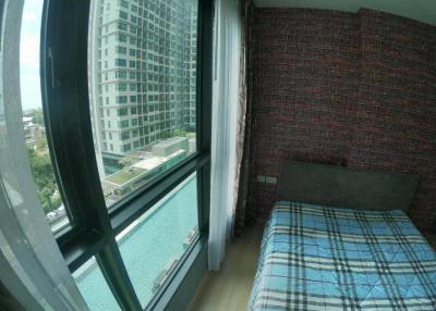 Connor Window condo near Pink Line MRT