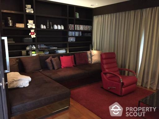 2-BR Condo at Amanta Lumpini near MRT Khlong Toei