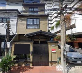 5-BR Townhouse near MRT Phetchaburi