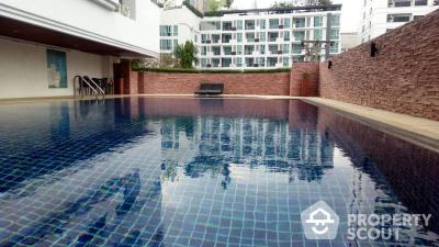 1-BR Condo at Beverly Tower near ARL Makkasan