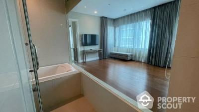 3-BR Condo at Bright Sukhumvit 24 Condominium near MRT Queen Sirikit National Convention Centre