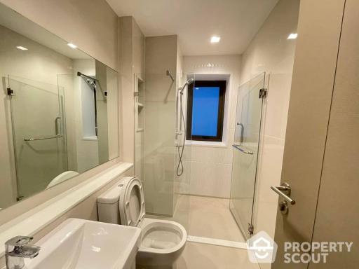 2-BR Condo at Life Asoke - Rama 9 near MRT Phra Ram 9