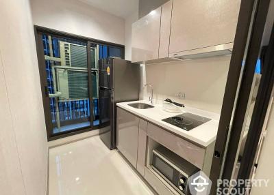 2-BR Condo at Life Asoke - Rama 9 near MRT Phra Ram 9