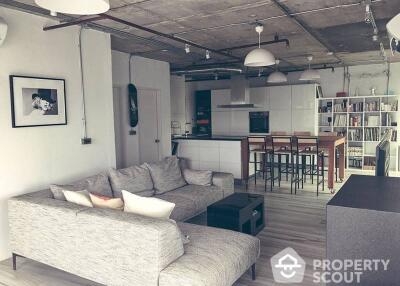 1-BR Condo at Asoke Place near MRT Sukhumvit