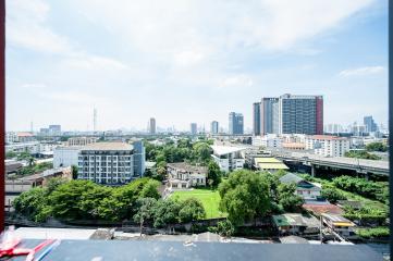 Open plan living and kitchen areas with 1 bedroom on the 9th floor