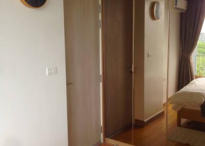 1-BR Condo at Down Town 49 near BTS Phrom Phong