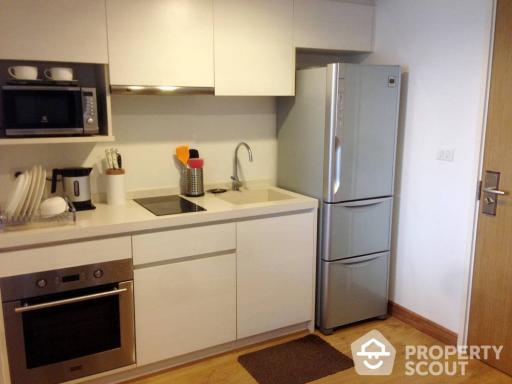 1-BR Condo at Down Town 49 near BTS Phrom Phong