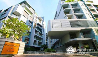 1-BR Condo at Down Town 49 near BTS Phrom Phong