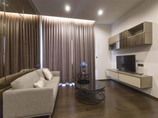 Luxury 2 bedrooms condo with en-suit bathroom with bathtub in The XXXIX