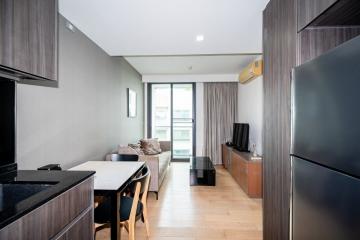 Via 49, low-rise condominium located in the leading metro area of Sukhumvit