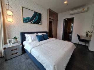 Easy access condo 5 minutes to BTS/MRT