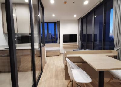 Brand New condominium featuring one bedroom plus in THE LINE PHAHON-PRADIPAT