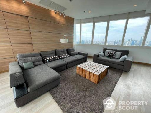 3-BR Condo at Millennium Residence @ Sukhumvit Condominium near BTS Phrom Phong (ID 513743)