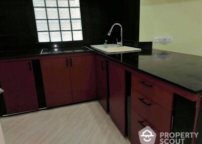 2-BR Condo at President Park Condominium near MRT Queen Sirikit National Convention Centre