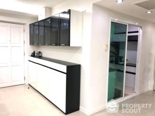 2-BR Condo at Fragrant 71 Condominium near BTS Phra Khanong