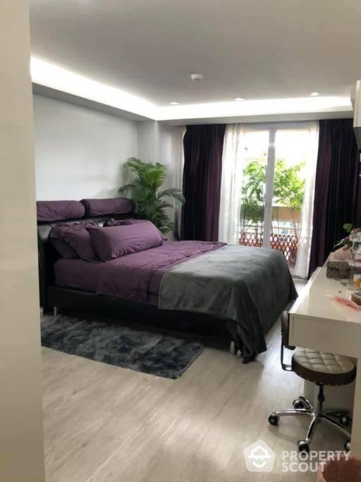 2-BR Condo at Fragrant 71 Condominium near BTS Phra Khanong